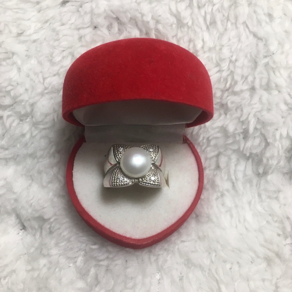 925 Silver Rhodium Cream Button Pearl CZ Ring Sz 7
